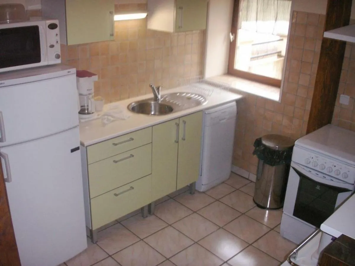 Gite Climatise Pres De La Sioule Avec Jardin Privatif, Terrasse Et Tout Confort - Fr-1-489-96 Saint-Germain-de-Salles 0*,  France