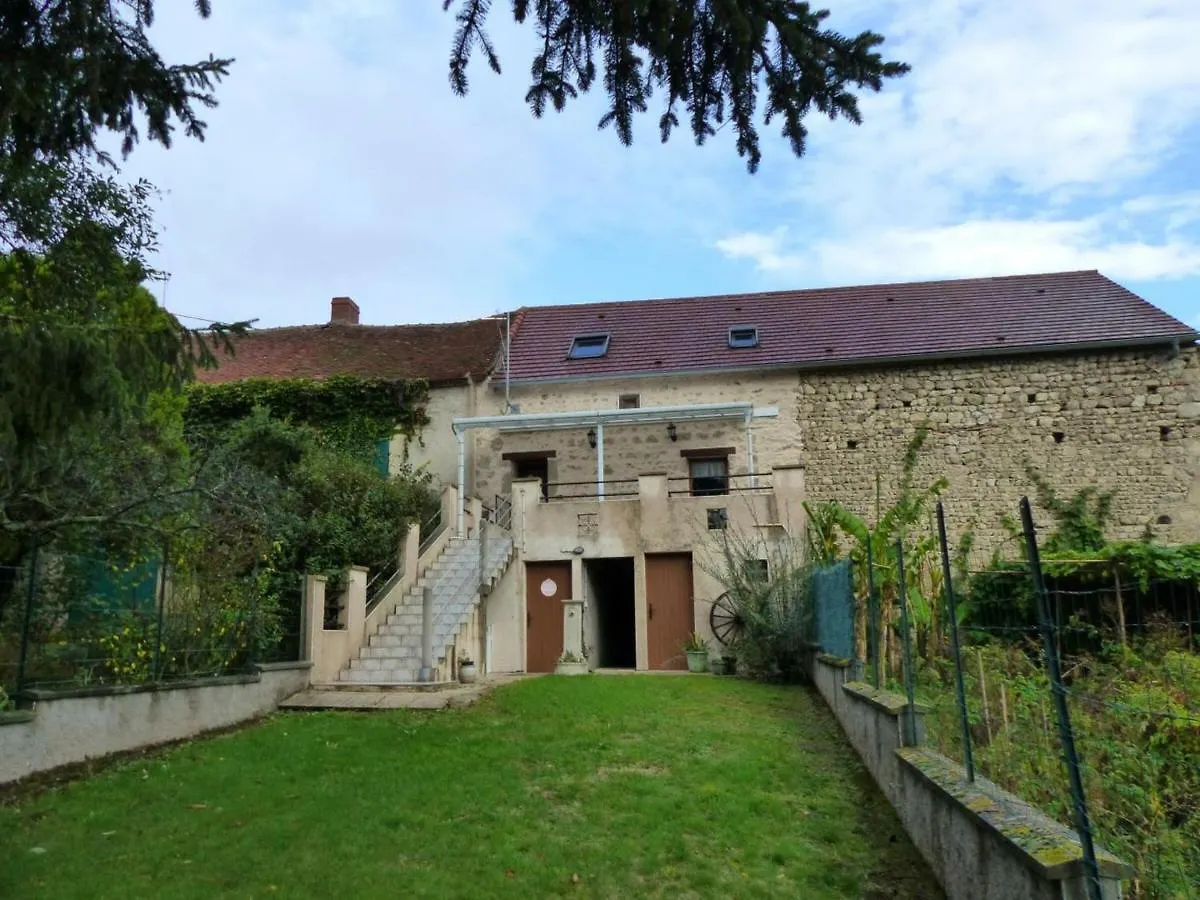 Holiday home Gite Climatise Pres De La Sioule Avec Jardin Privatif, Terrasse Et Tout Confort - Fr-1-489-96 Saint-Germain-de-Salles