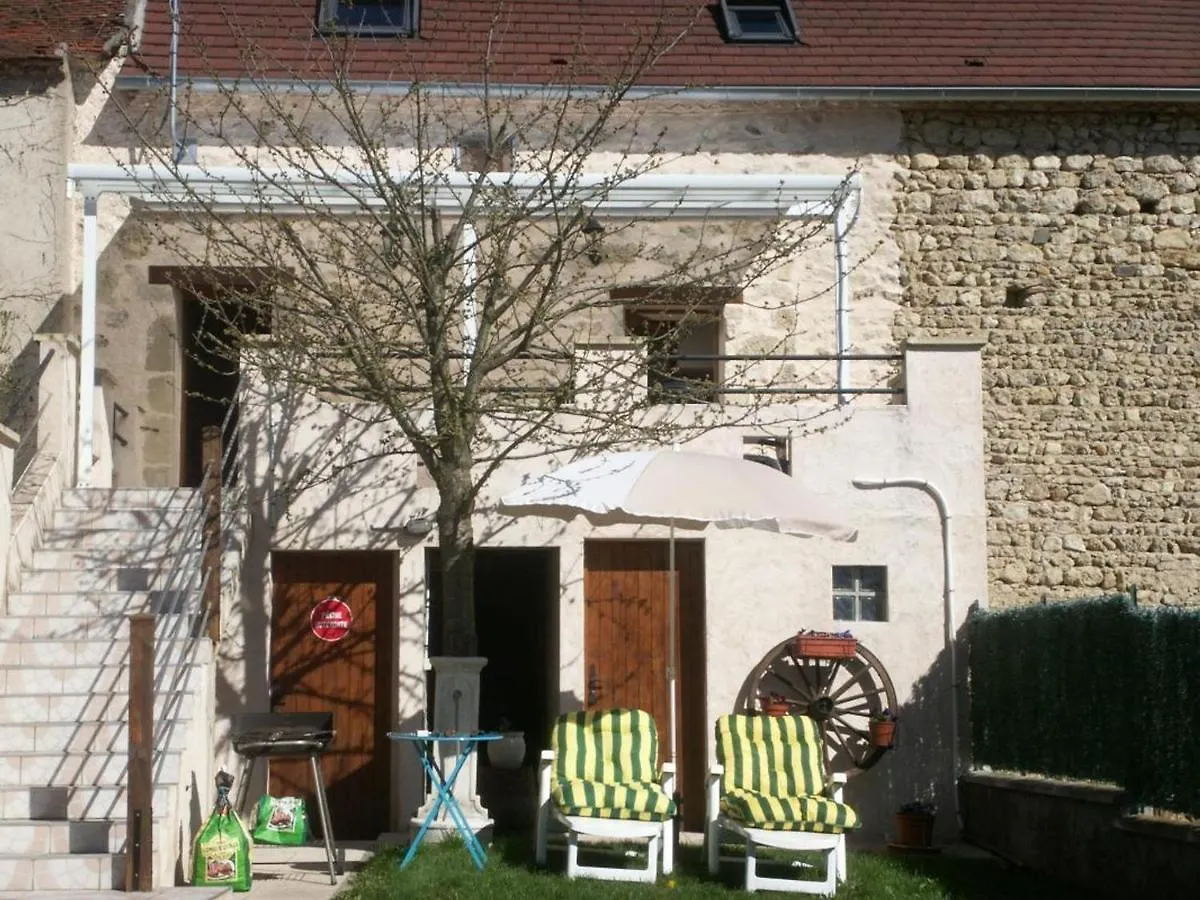 Gite Climatise Pres De La Sioule Avec Jardin Privatif, Terrasse Et Tout Confort - Fr-1-489-96 Saint-Germain-de-Salles
